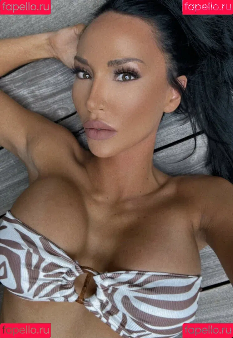 Denae Nickelle Onlyfans Photo Gallery 