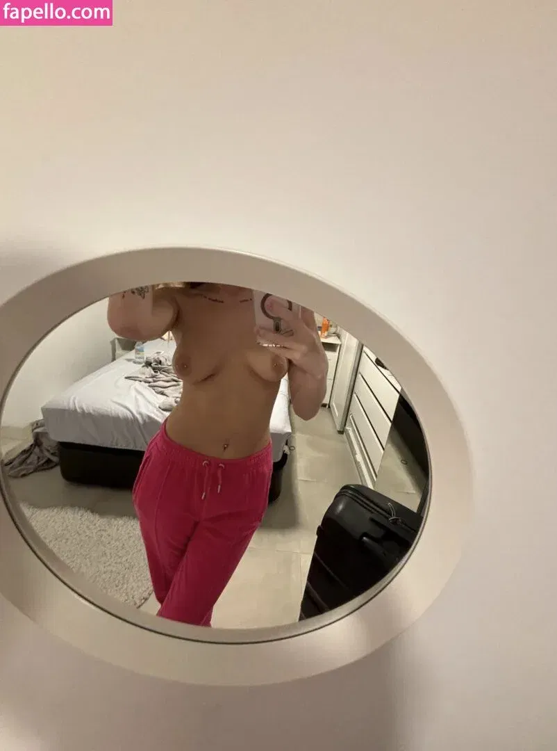 Carlavagnens, Carlashemlighet, Camilla Vip Onlyfans Photo Gallery 