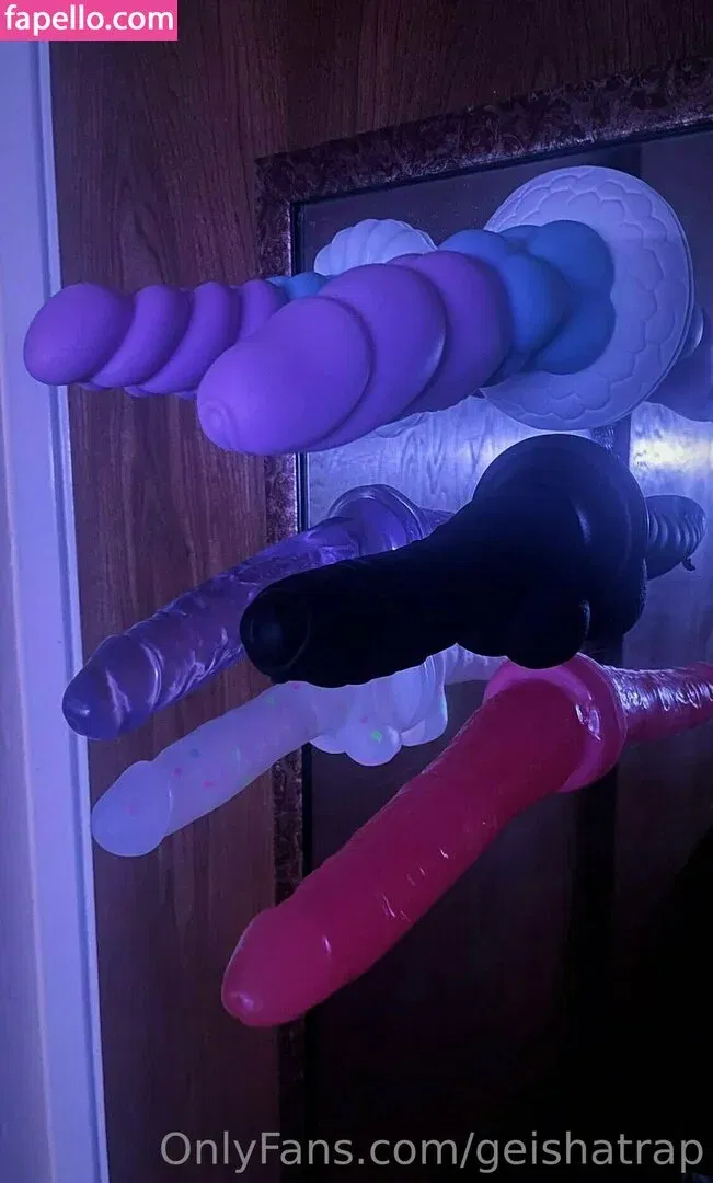 geishatrap Onlyfans Photo Gallery 