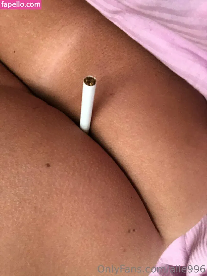 alle996 Onlyfans Photo Gallery 