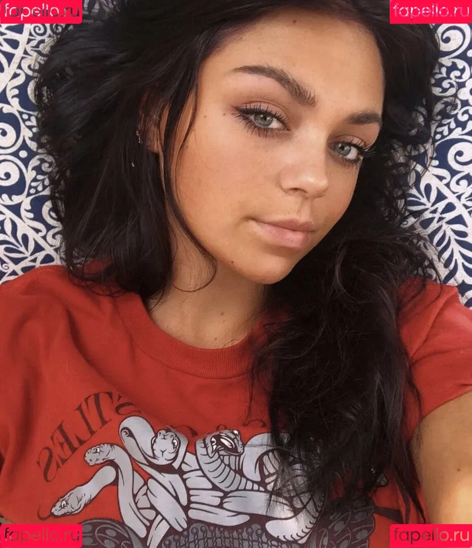 Clare Temerowski Onlyfans Photo Gallery 