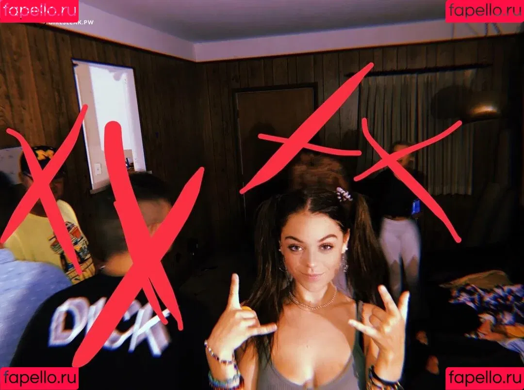 Clare Temerowski Onlyfans Photo Gallery 