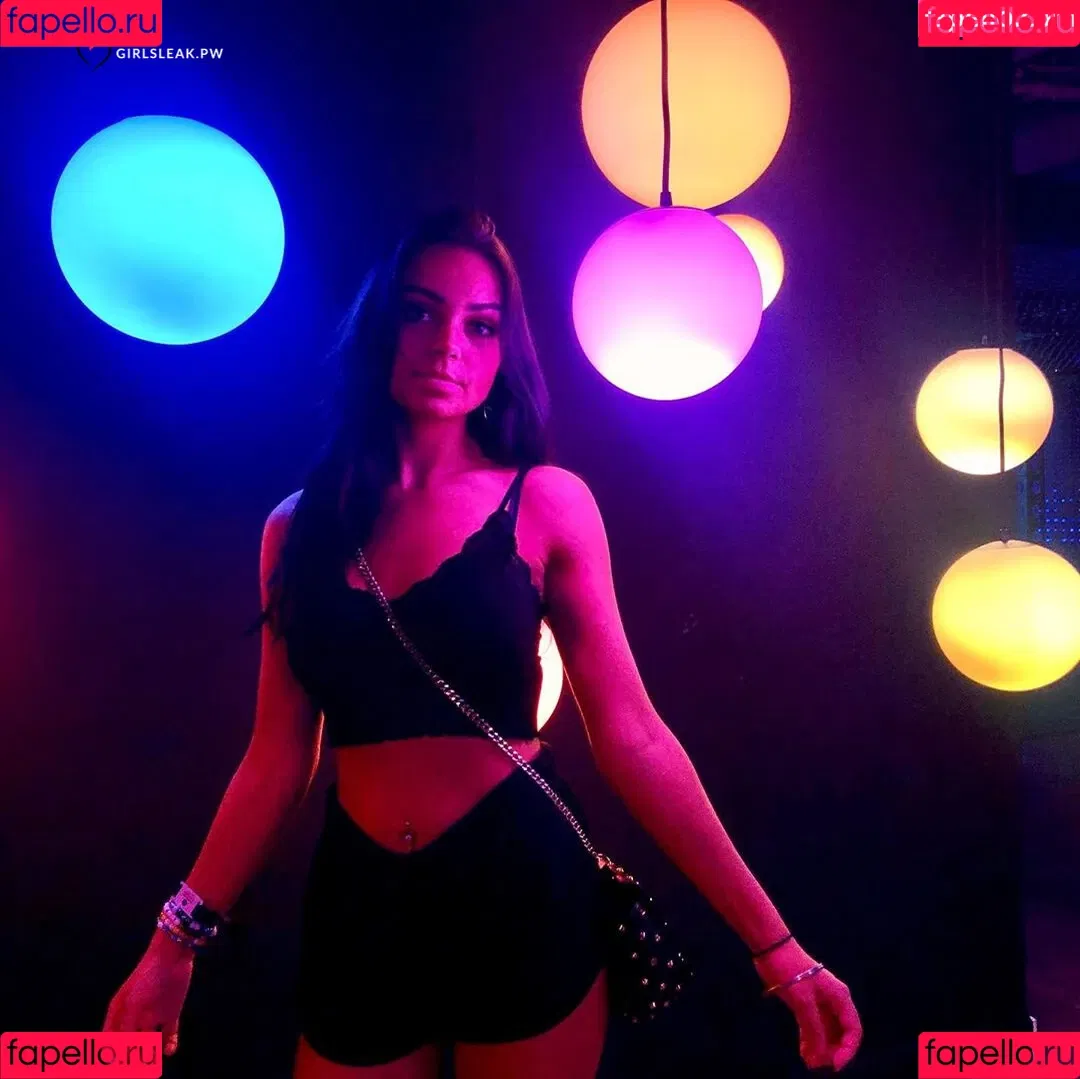 Clare Temerowski Onlyfans Photo Gallery 