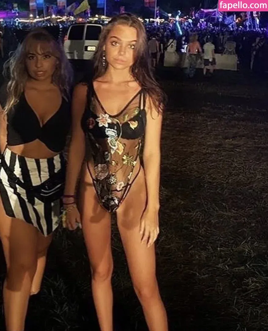 Clare Temerowski Onlyfans Photo Gallery 