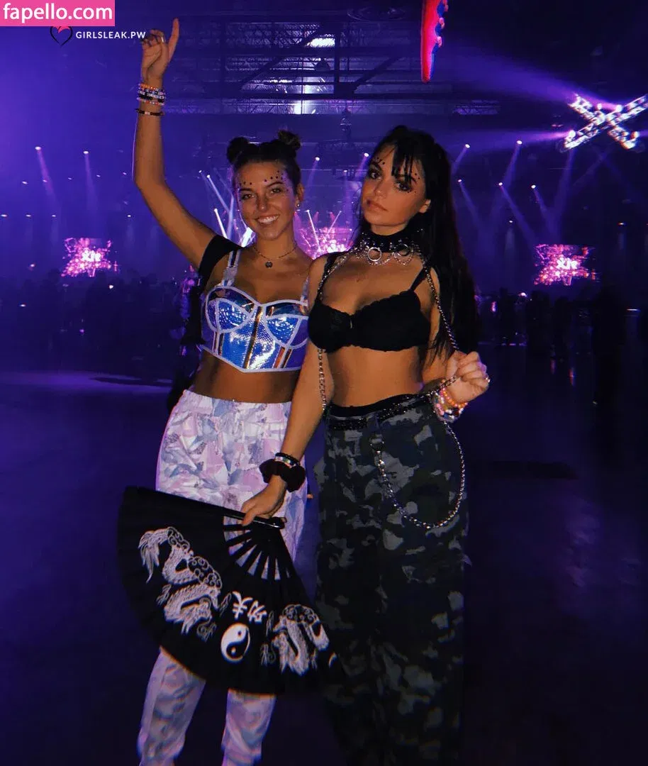 Clare Temerowski Onlyfans Photo Gallery 