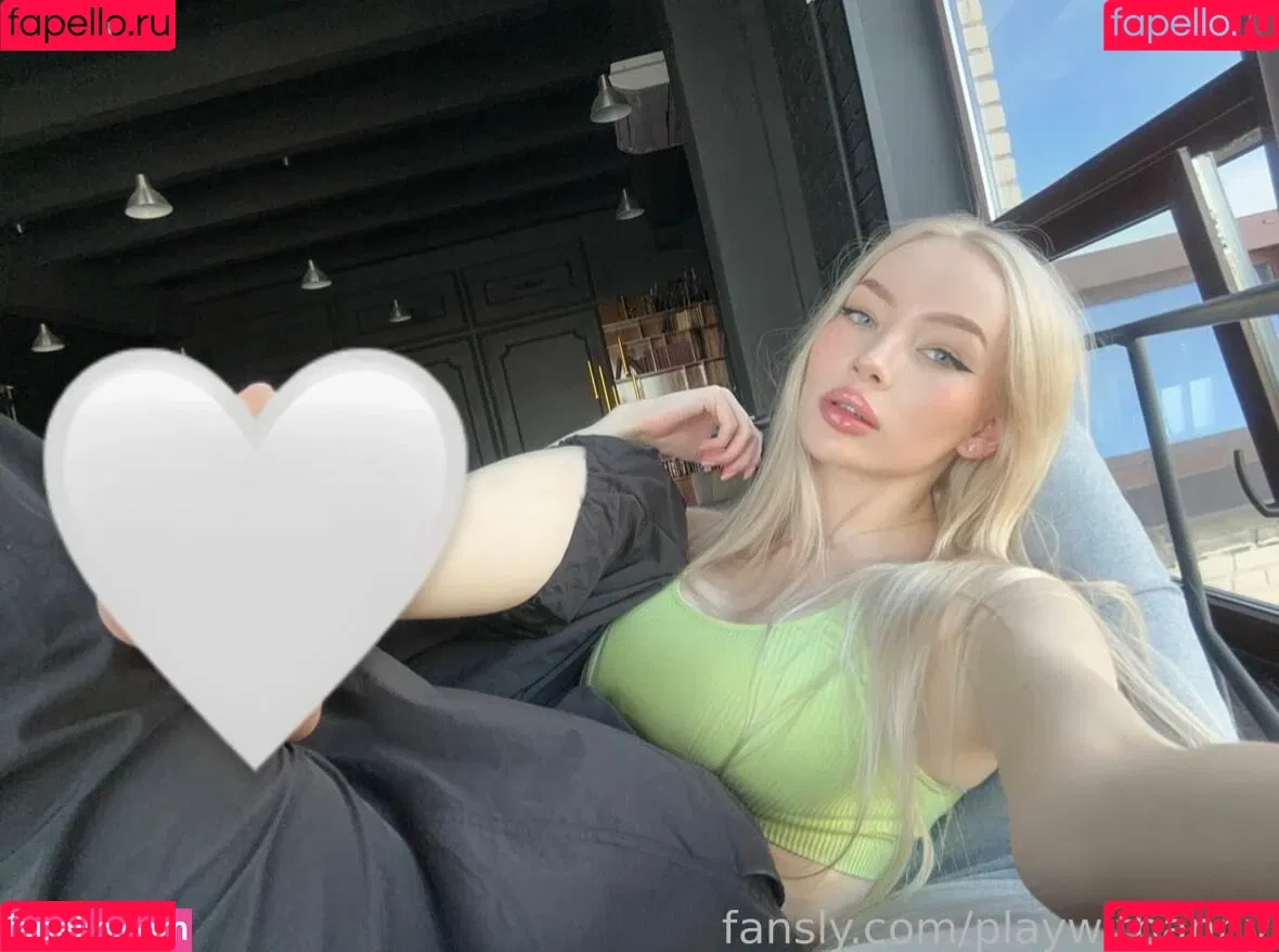PlaywithAnny Onlyfans Photo Gallery 