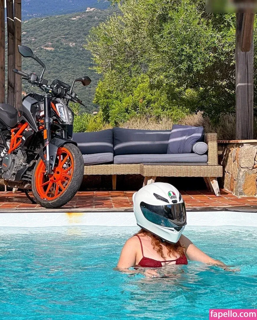 Elenarides Onlyfans Photo Gallery 