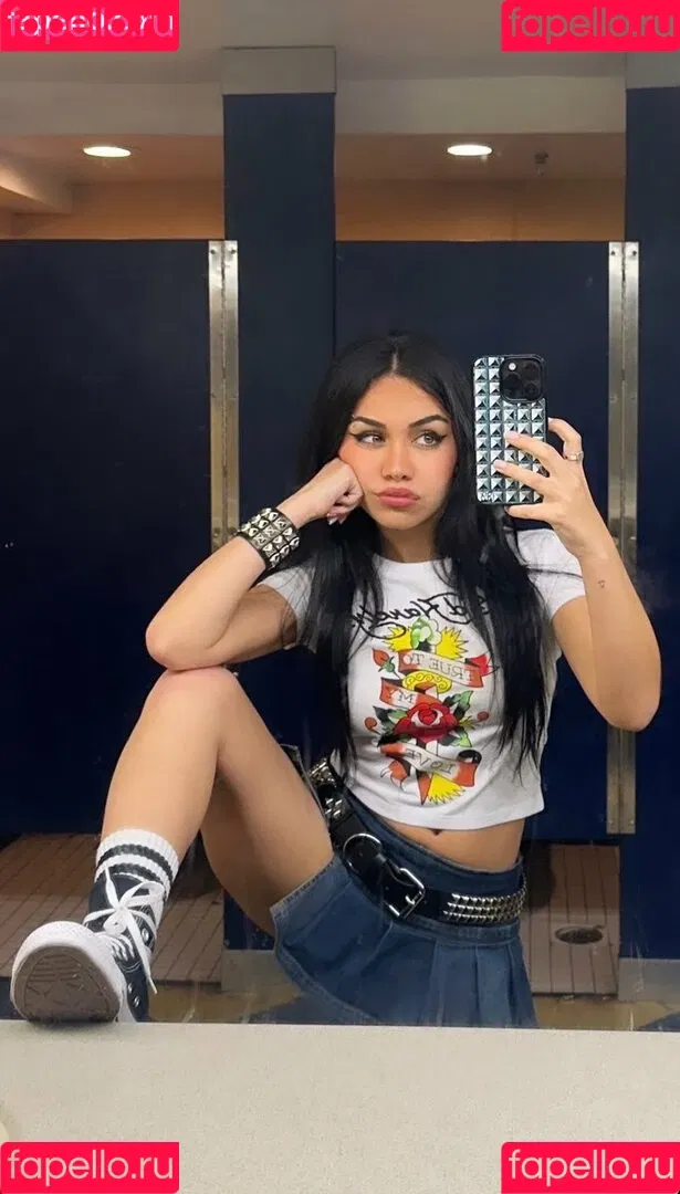 Tara Yummy Onlyfans Photo Gallery 