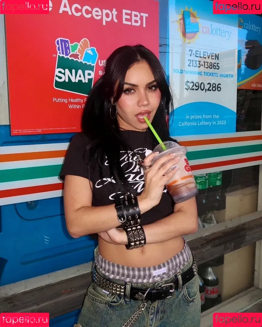 Tara Yummy Onlyfans Photo Gallery 