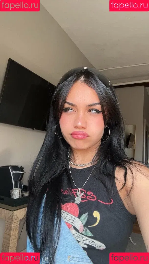 Tara Yummy Onlyfans Photo Gallery 
