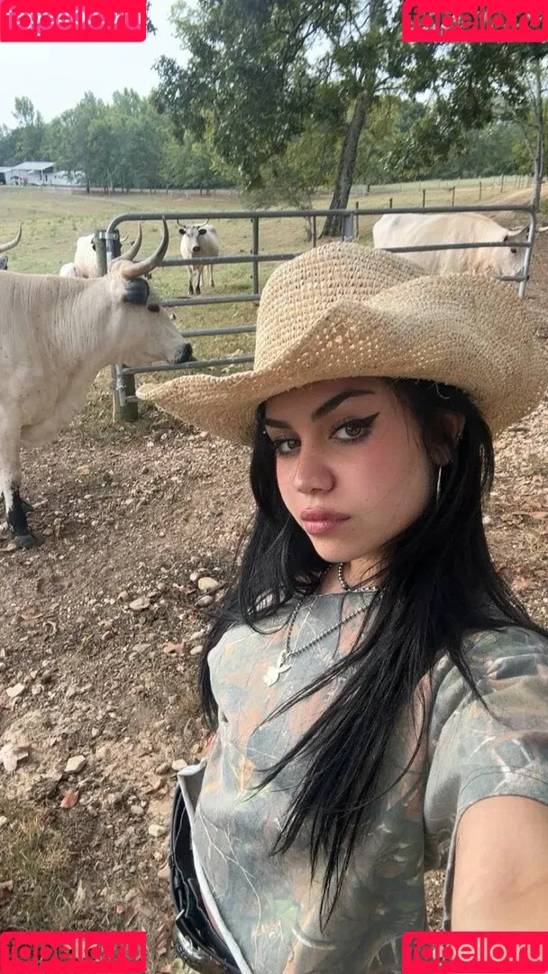 Tara Yummy Onlyfans Photo Gallery 