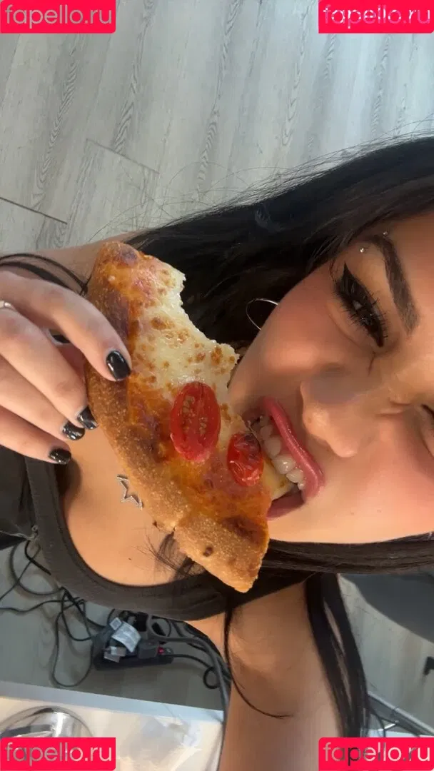 Tara Yummy Onlyfans Photo Gallery 