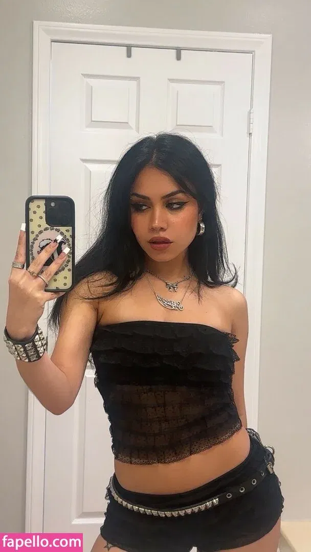 Tara Yummy Onlyfans Photo Gallery 