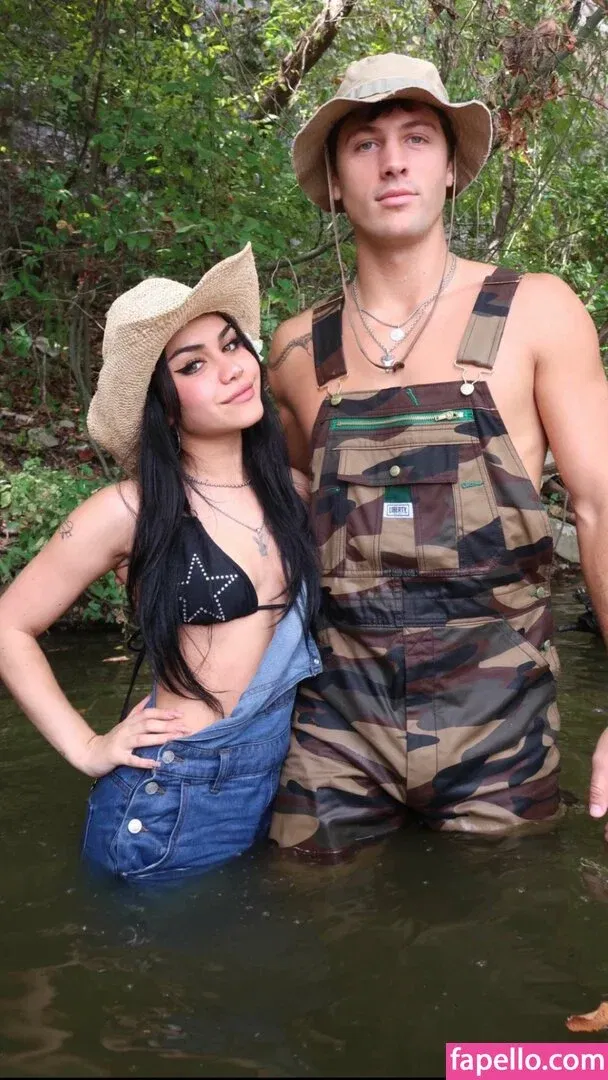 Tara Yummy Onlyfans Photo Gallery 