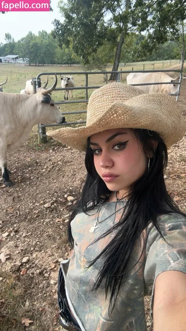 Tara Yummy Onlyfans Photo Gallery 