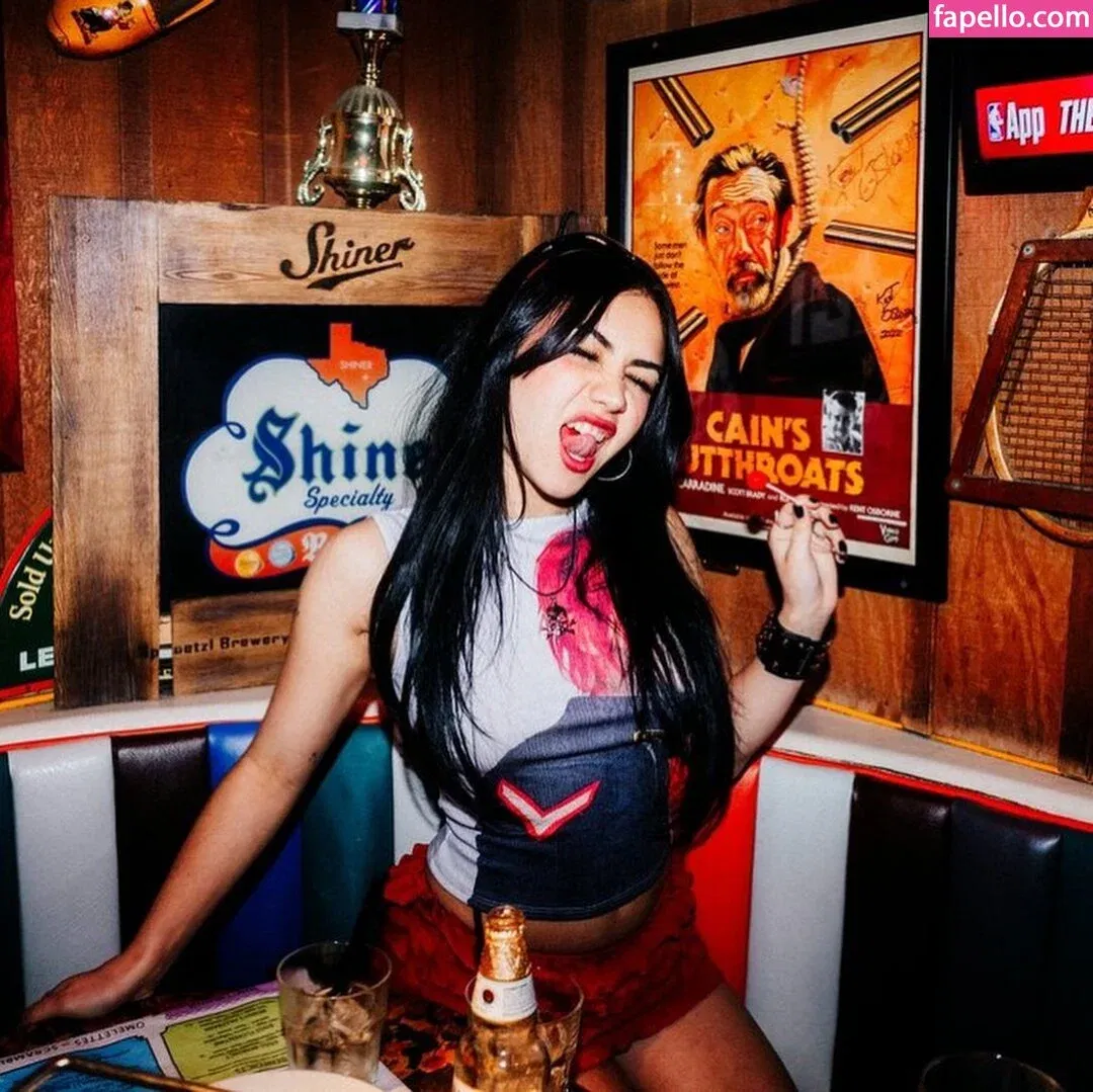 Tara Yummy Onlyfans Photo Gallery 