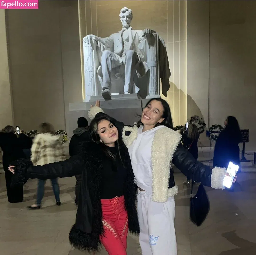 Tara Yummy Onlyfans Photo Gallery 