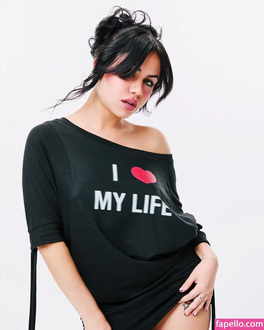 Tara Yummy Onlyfans Photo Gallery 