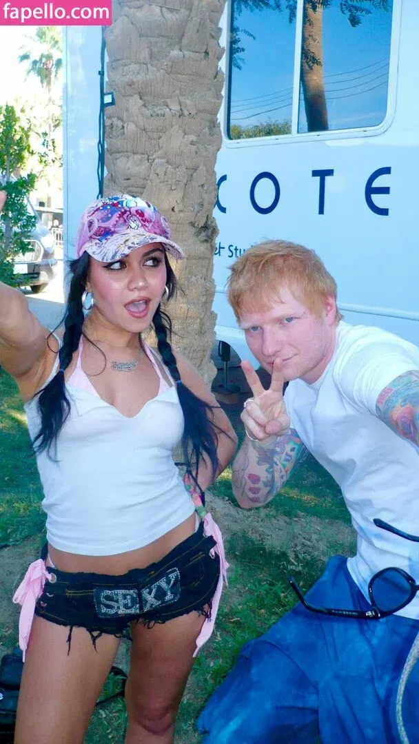 Tara Yummy Onlyfans Photo Gallery 