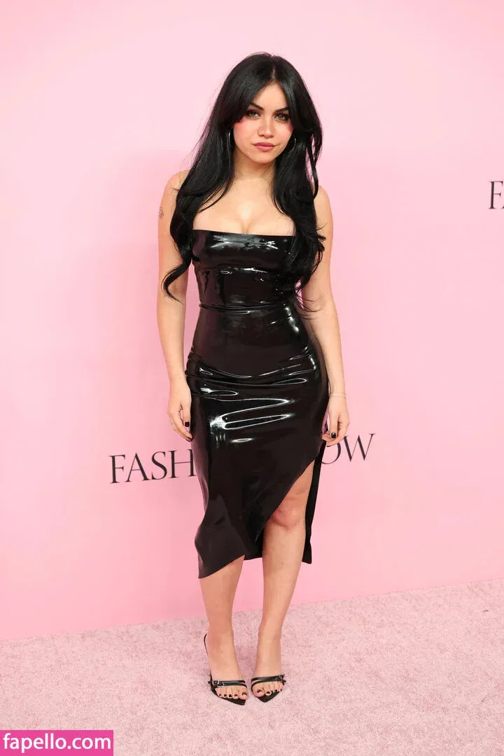 Tara Yummy Onlyfans Photo Gallery 