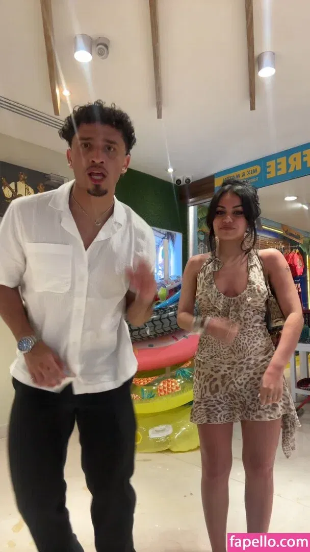 Tara Yummy Onlyfans Photo Gallery 