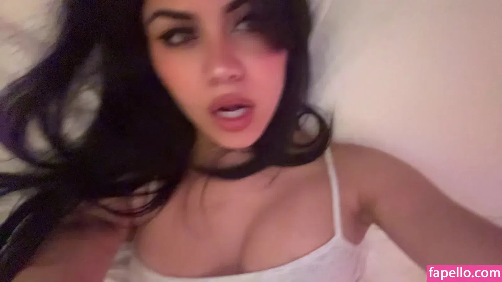 Tara Yummy Onlyfans Photo Gallery 