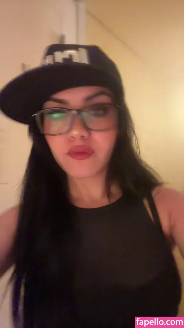 Tara Yummy Onlyfans Photo Gallery 