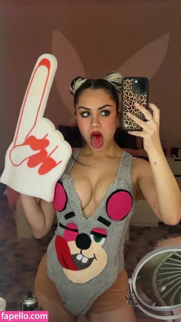 Tara Yummy Onlyfans Photo Gallery 