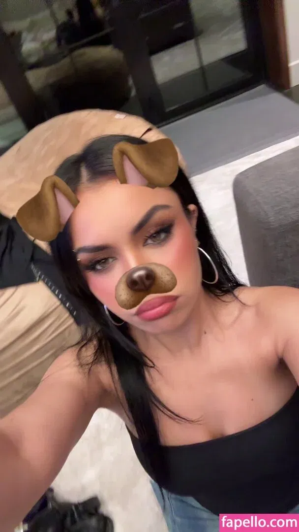 Tara Yummy Onlyfans Photo Gallery 