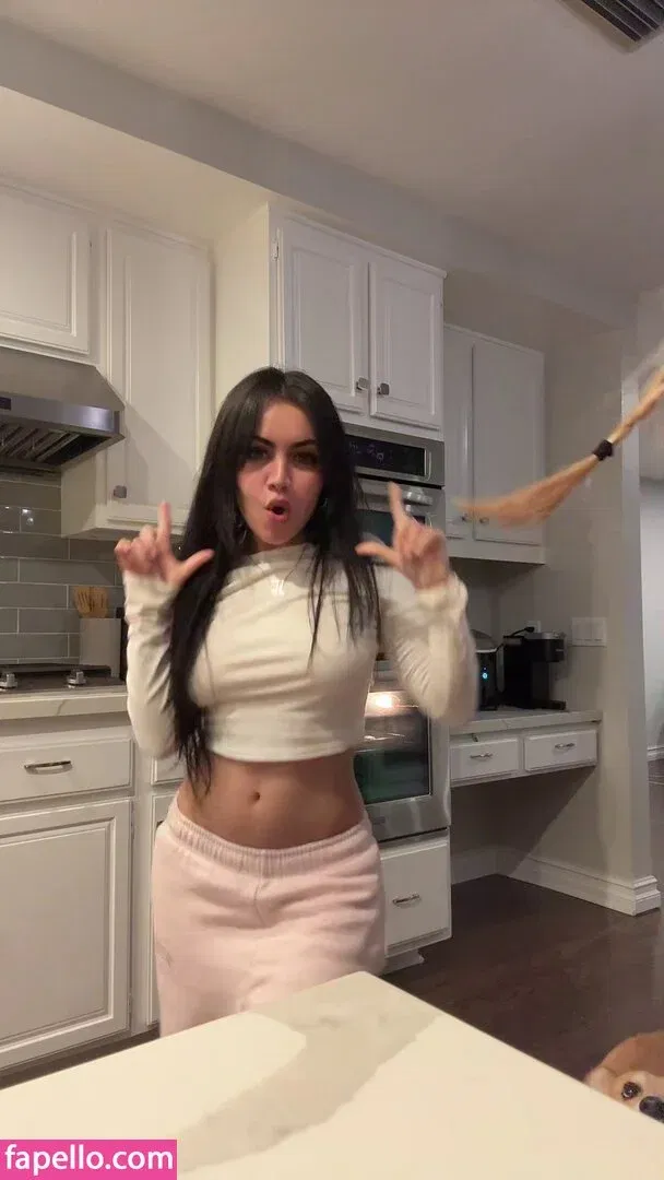 Tara Yummy Onlyfans Photo Gallery 