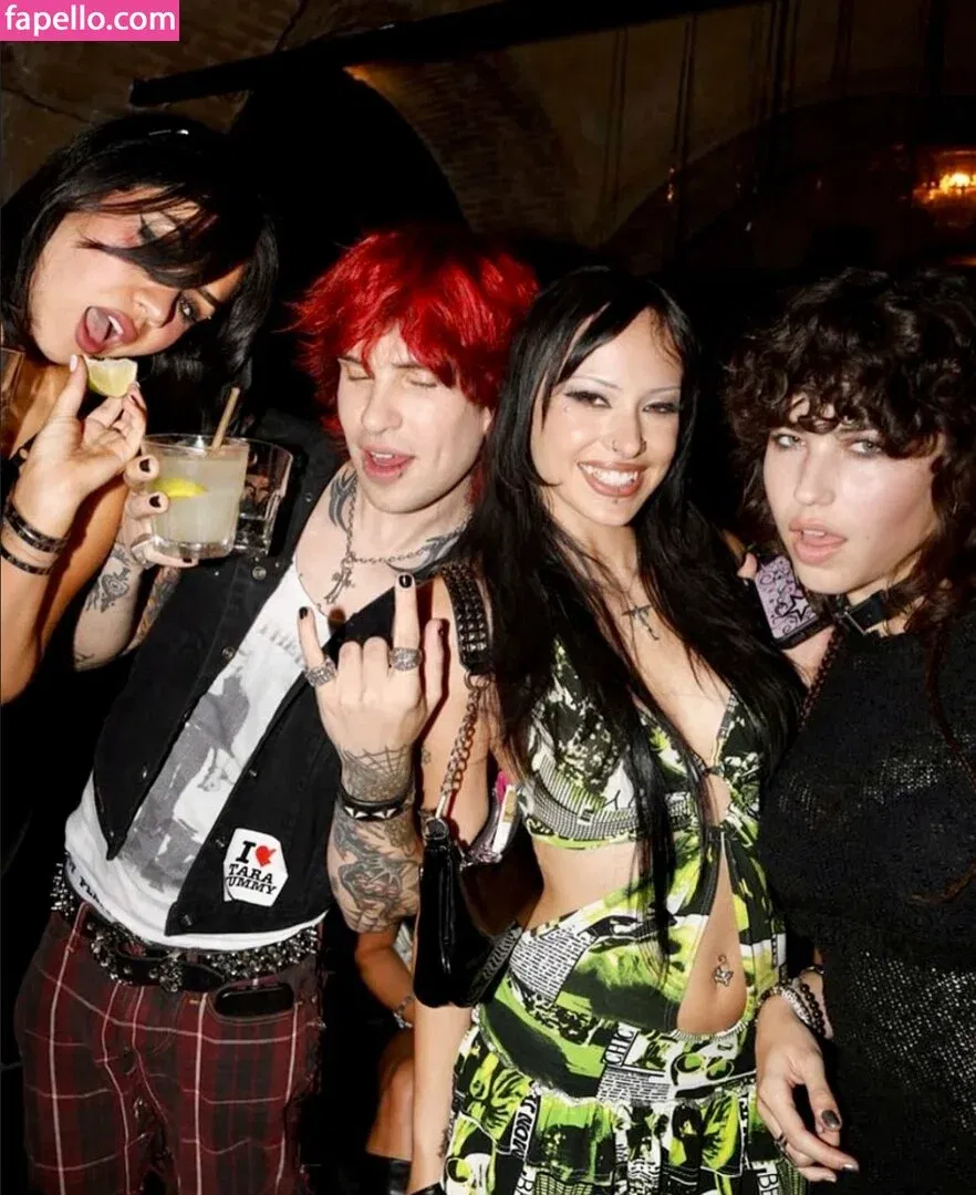 Tara Yummy Onlyfans Photo Gallery 