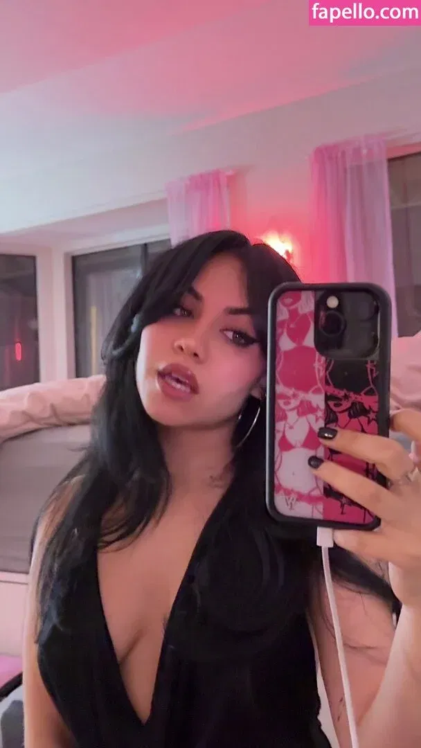 Tara Yummy Onlyfans Photo Gallery 