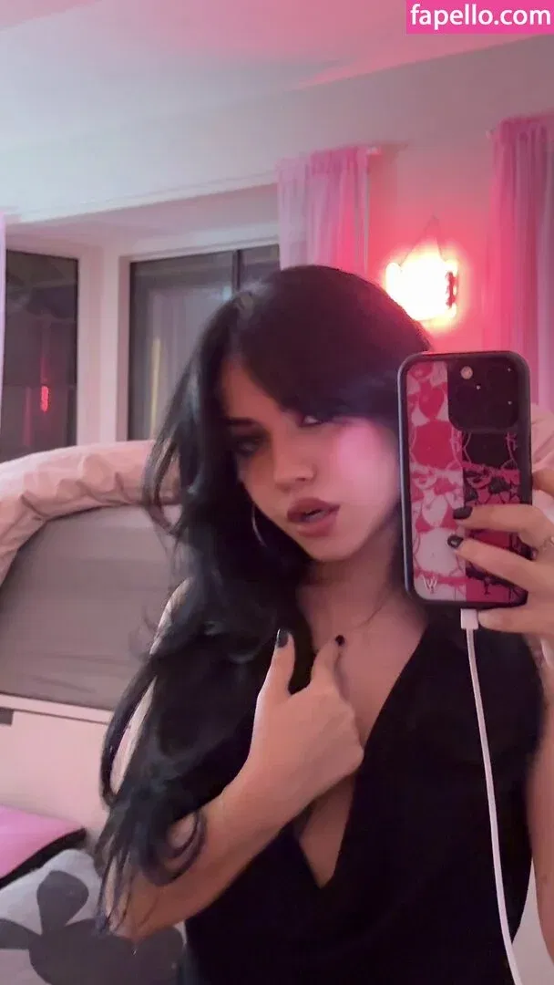 Tara Yummy Onlyfans Photo Gallery 