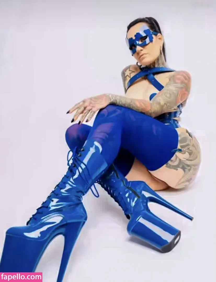 Bella Isadora Onlyfans Photo Gallery 