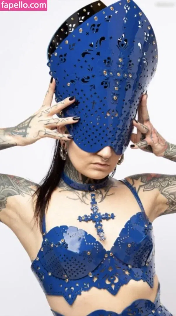 Bella Isadora Onlyfans Photo Gallery 