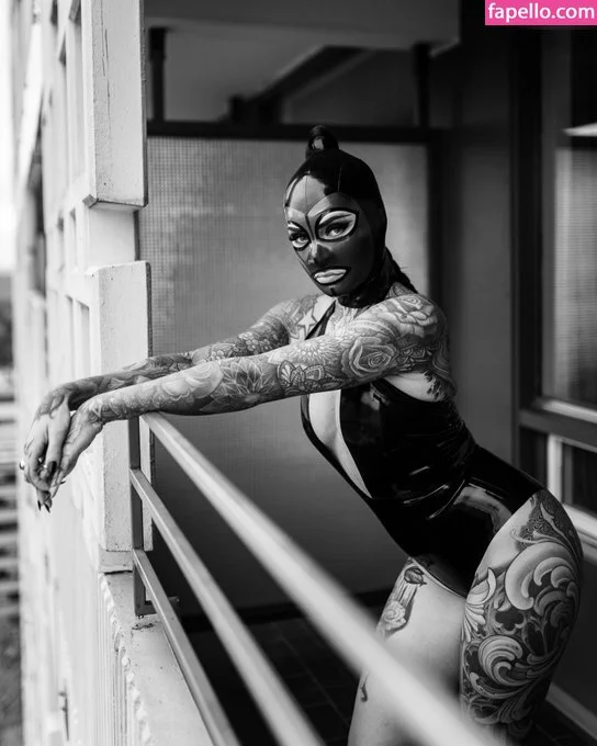 Bella Isadora Onlyfans Photo Gallery 