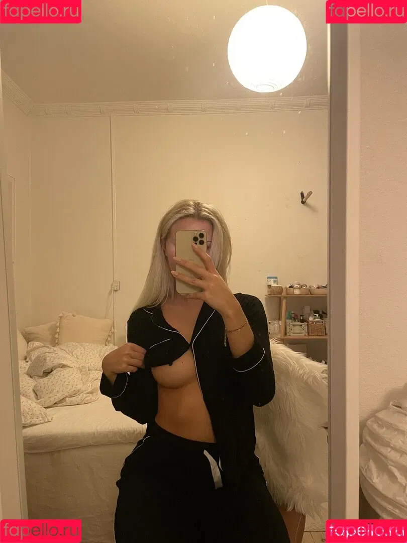 Sofie Mai Onlyfans Photo Gallery 