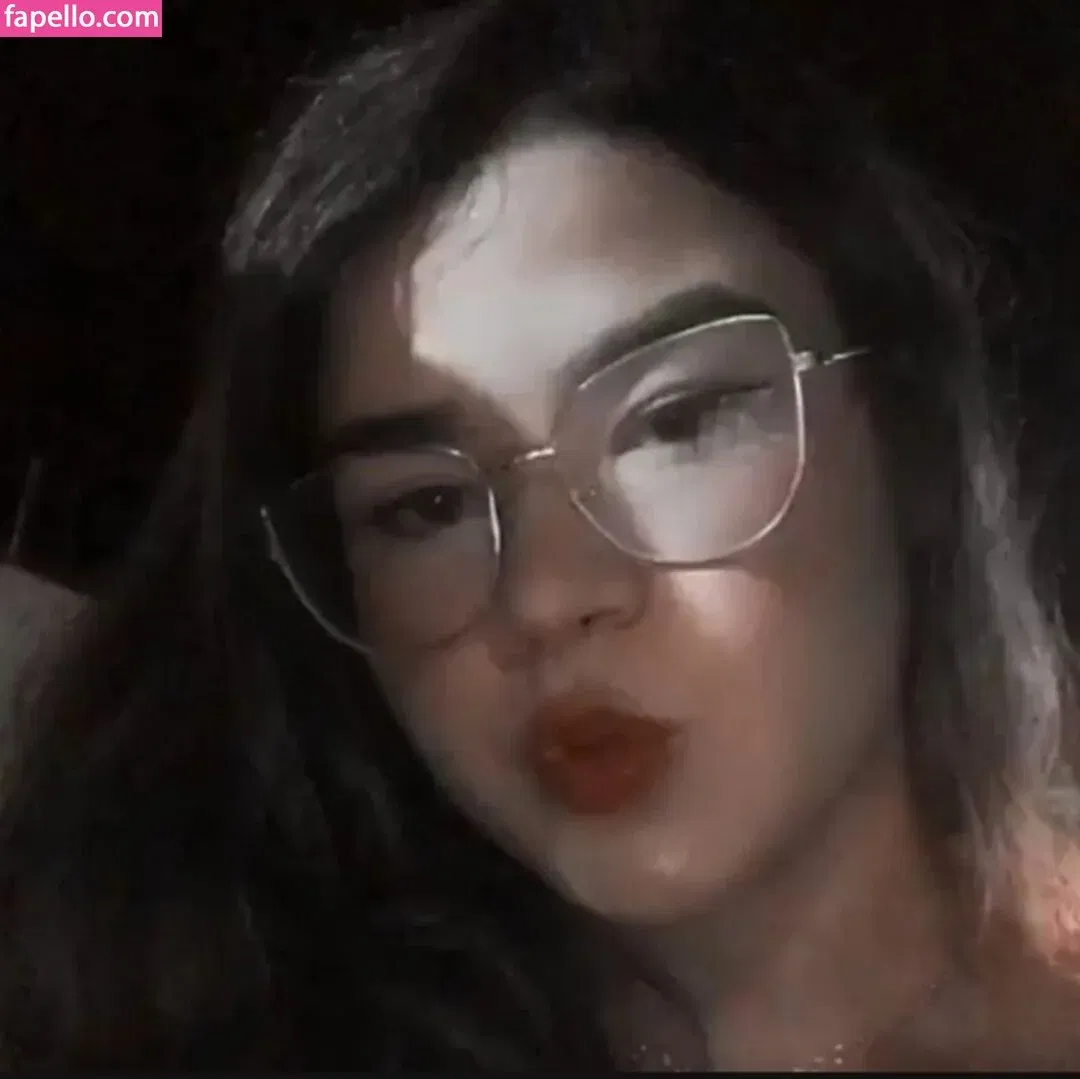 a_favss16 Onlyfans Photo Gallery 