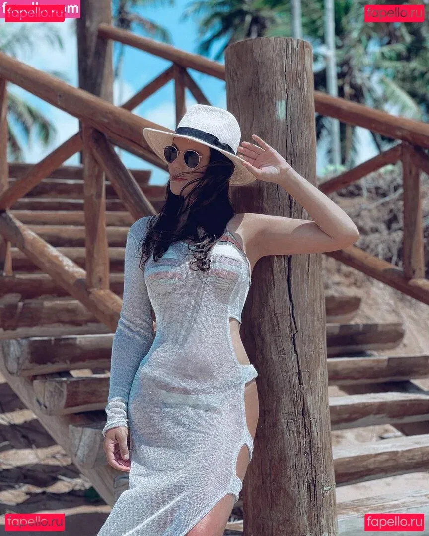 a_favss16 Onlyfans Photo Gallery 