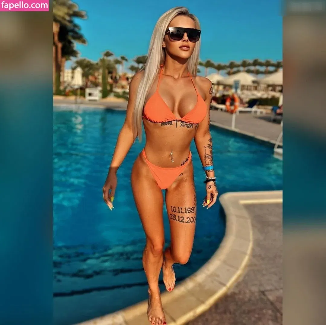 felien.official Onlyfans Photo Gallery 