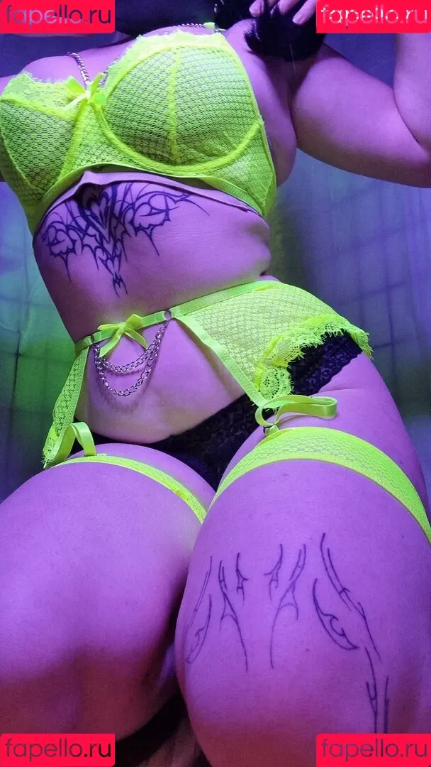 Sweetyuzucosplay Onlyfans Photo Gallery 