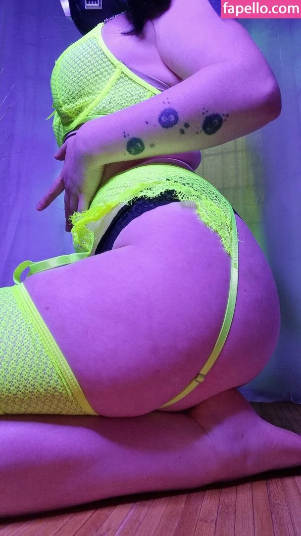 Sweetyuzucosplay Onlyfans Photo Gallery 