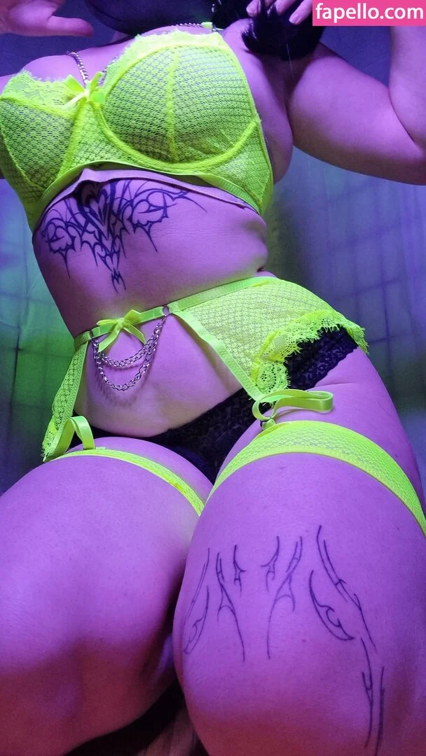 Sweetyuzucosplay Onlyfans Photo Gallery 