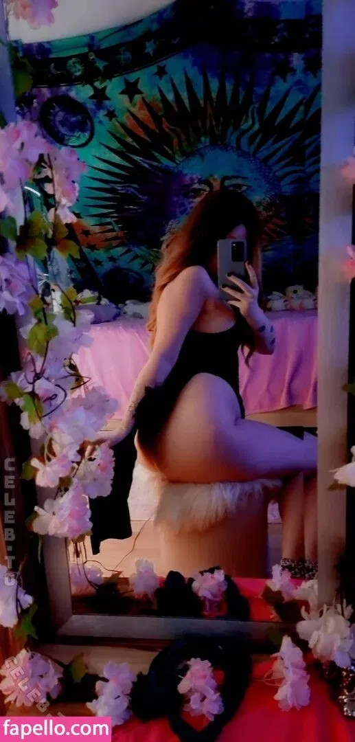 Sweetyuzucosplay Onlyfans Photo Gallery 