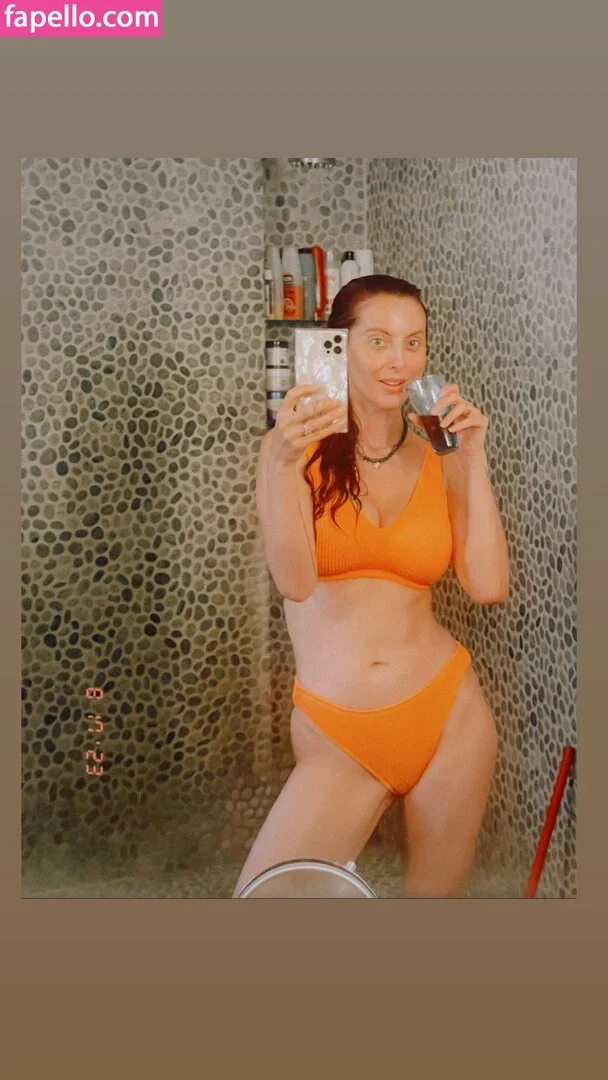 Amara.aa Onlyfans Photo Gallery 