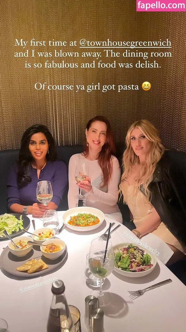 Amara.aa Onlyfans Photo Gallery 