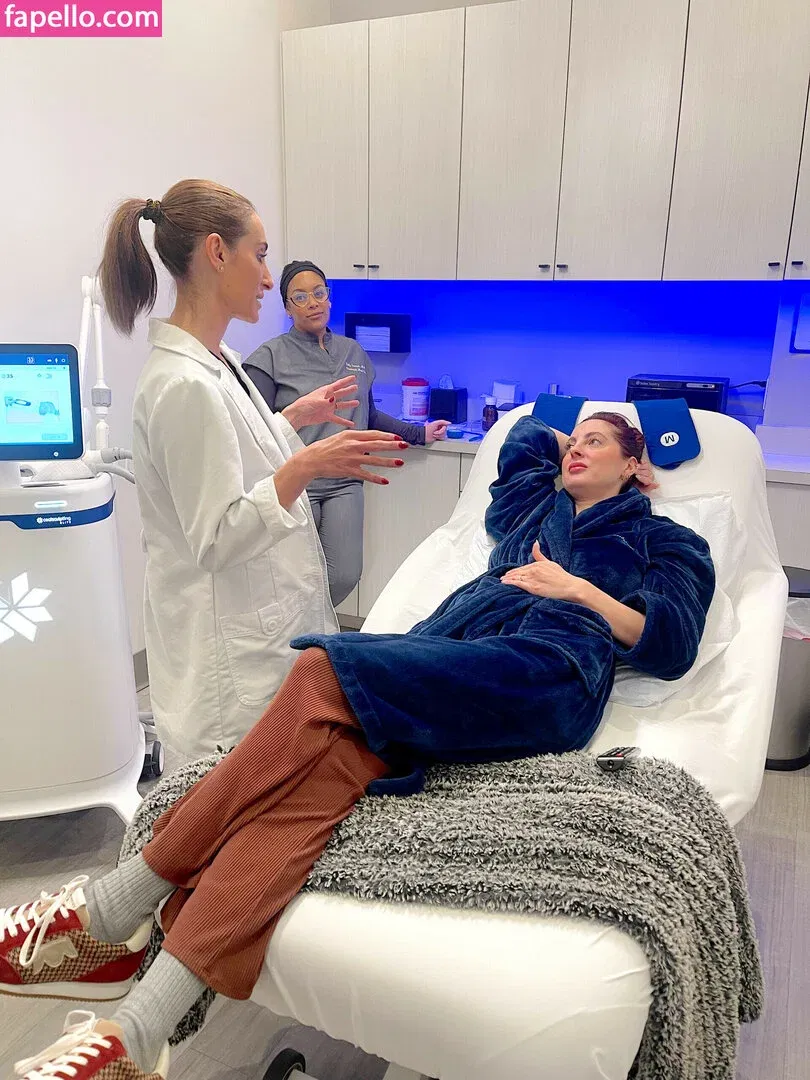 Amara.aa Onlyfans Photo Gallery 