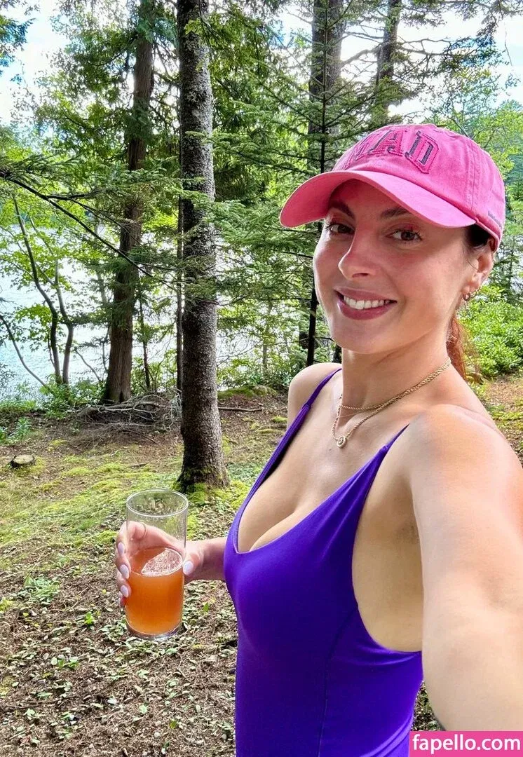 Amara.aa Onlyfans Photo Gallery 