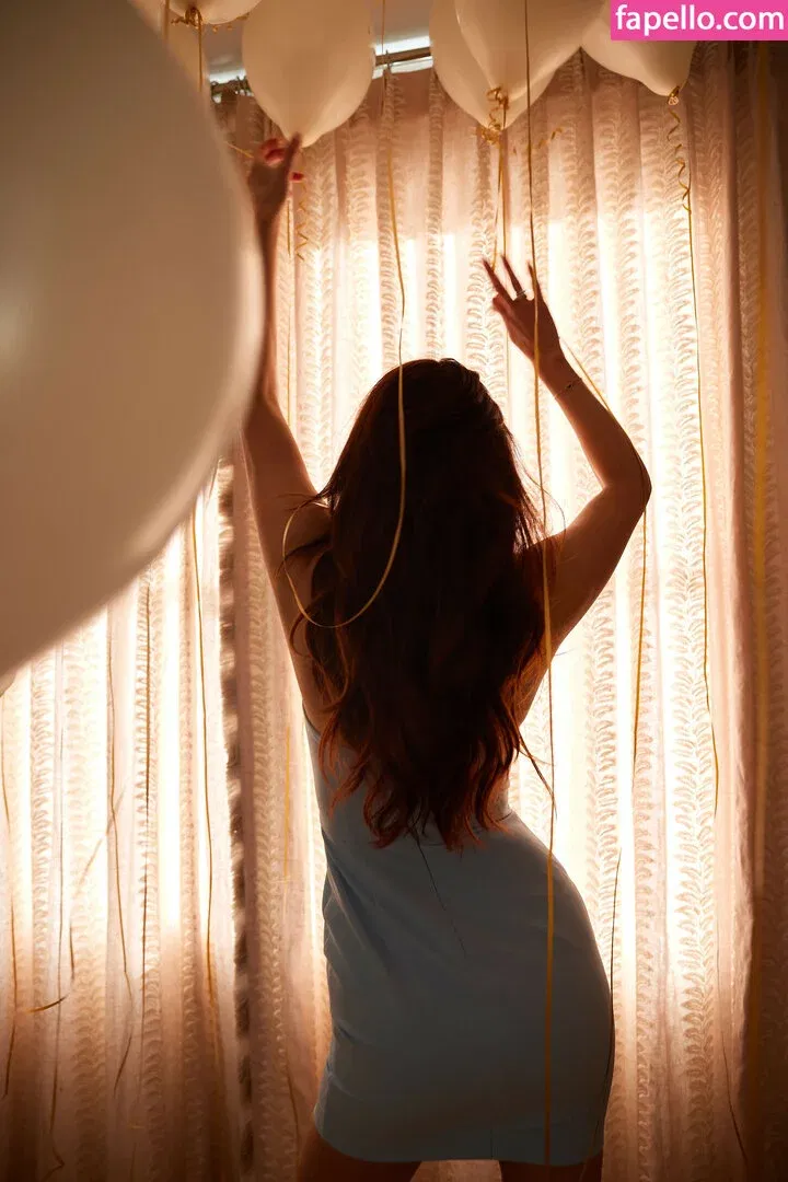 Amara.aa Onlyfans Photo Gallery 