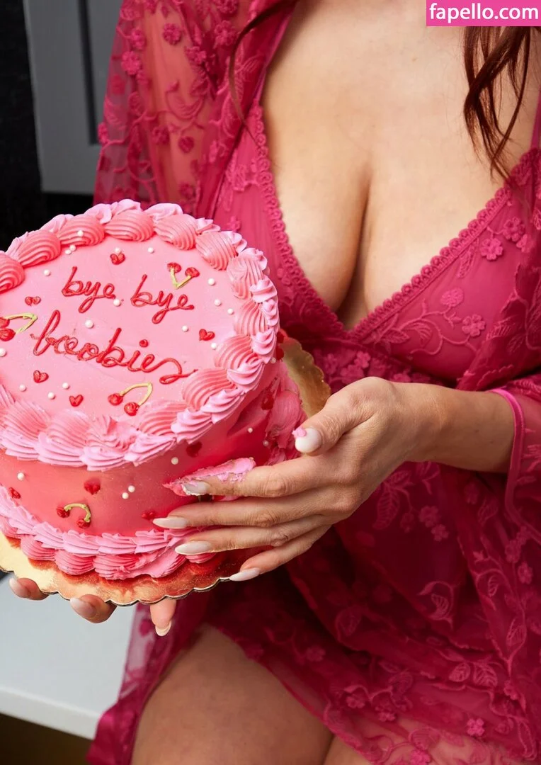 Amara.aa Onlyfans Photo Gallery 